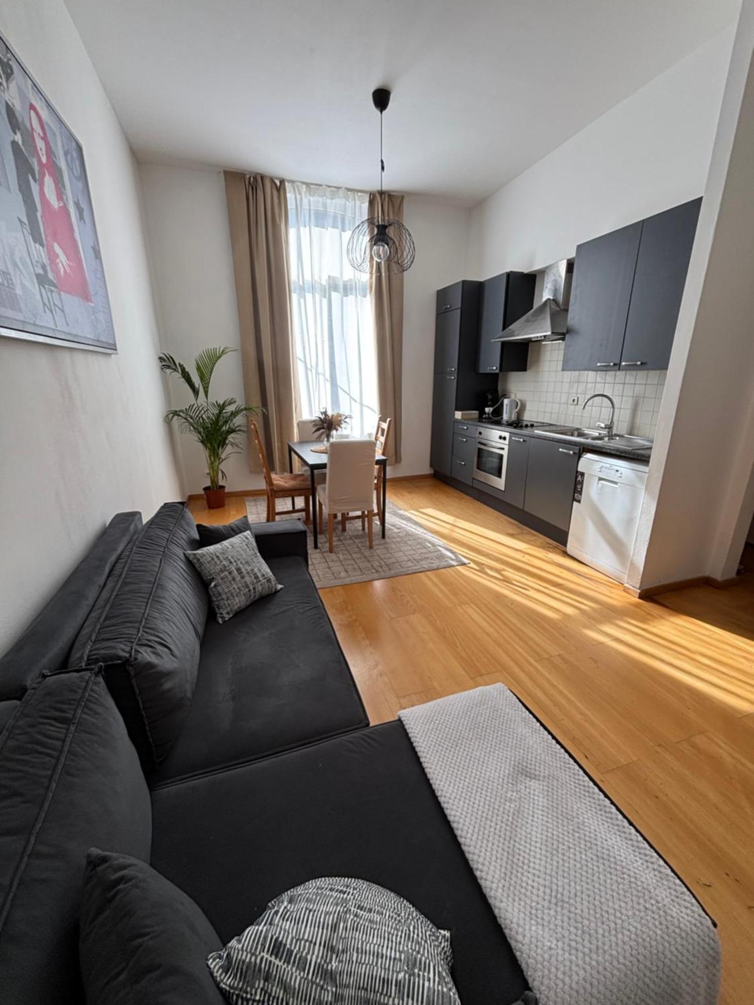 L&L Residence 1 Bruxelles Esterno foto